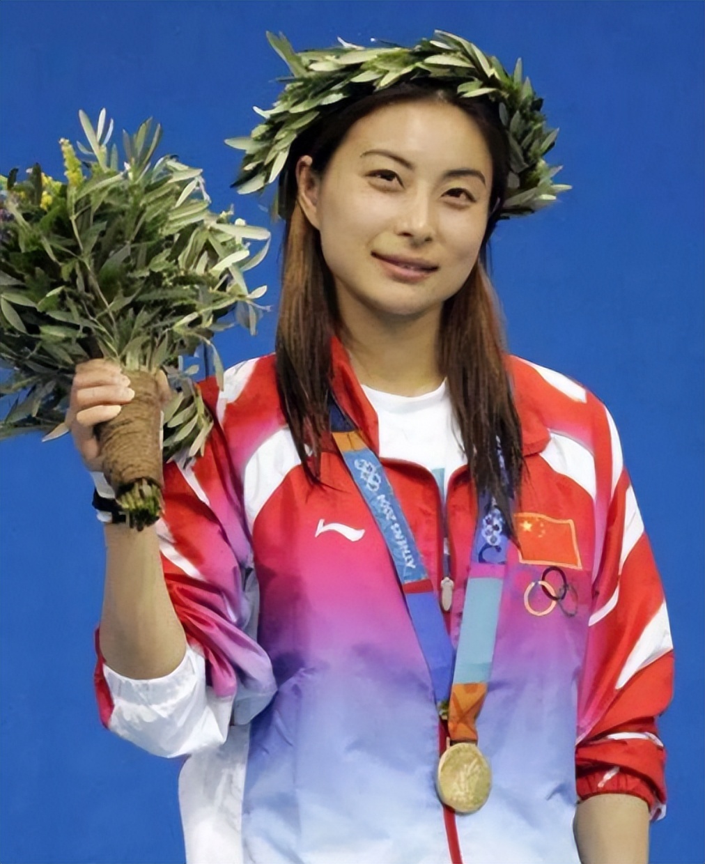 中国女子跳水选手在世锦赛上包揽多个项目金牌