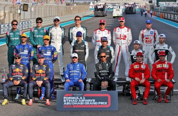 红牛车队宣布2021年度F1车手阵容，获得两位新秀签约