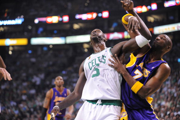 NBA总决赛：洛杉矶湖人vs波士顿凯尔特人，独家直播！